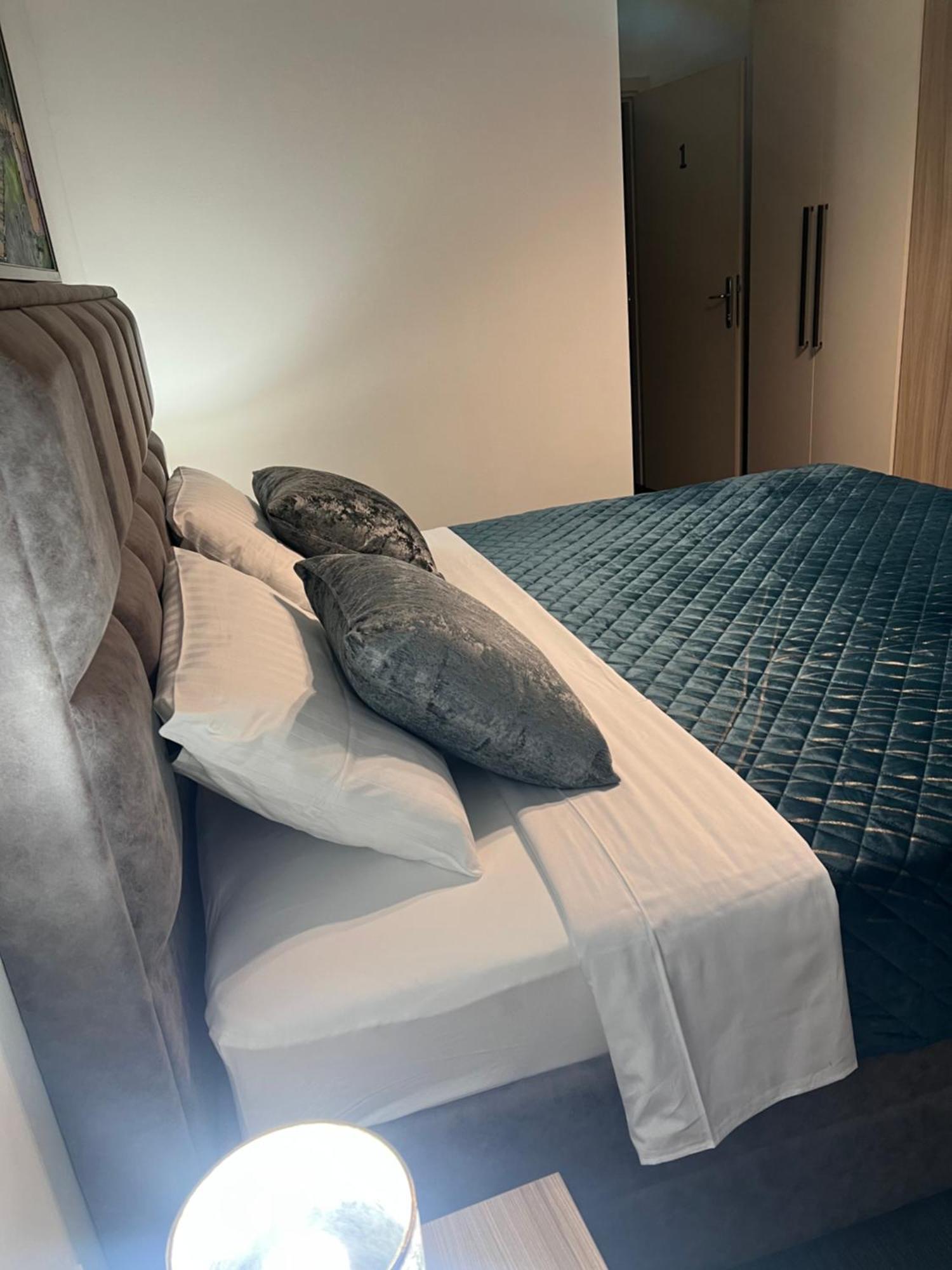 Guesthouse Nice Room زادار المظهر الخارجي الصورة