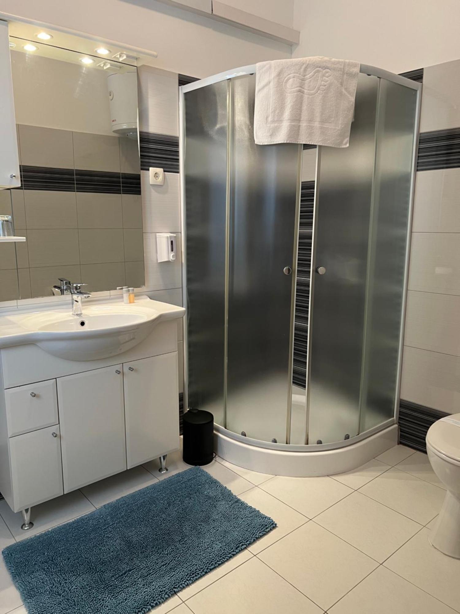 Guesthouse Nice Room زادار المظهر الخارجي الصورة