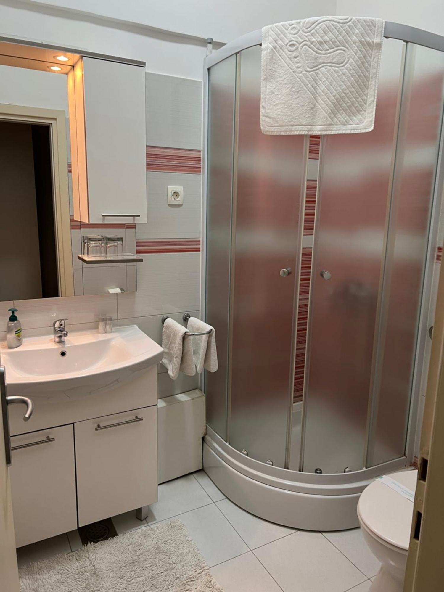 Guesthouse Nice Room زادار المظهر الخارجي الصورة
